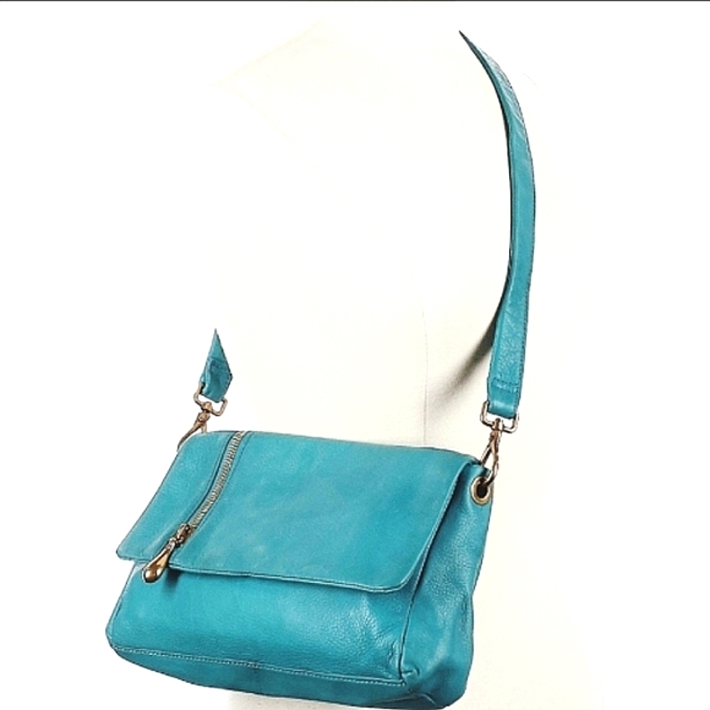HOBO The Original Vintage Leather Turquoise Crossbody/Shoulder Bag/Clutch